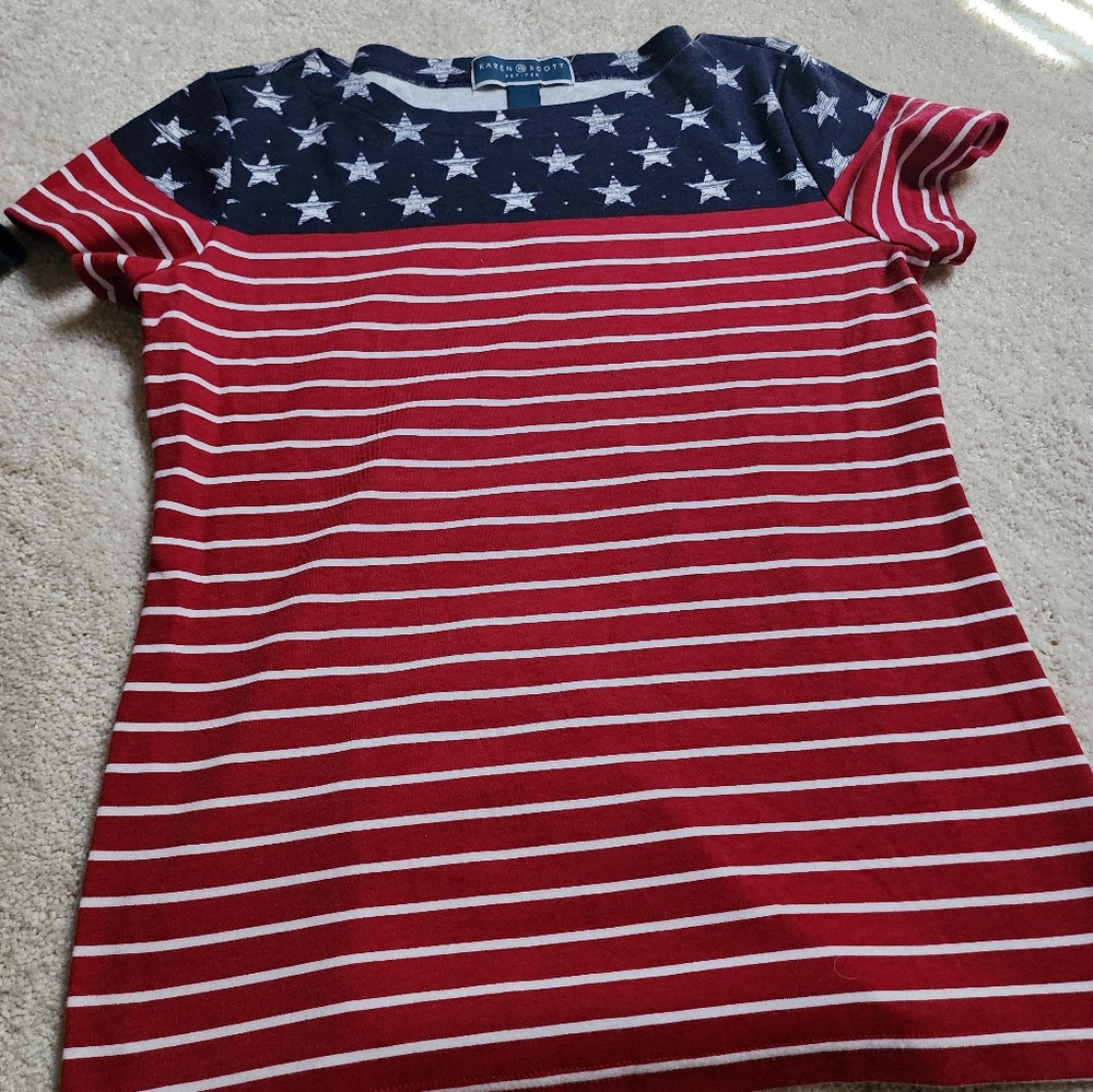 Karen Scott Red and Blue Short Sleeve Tee